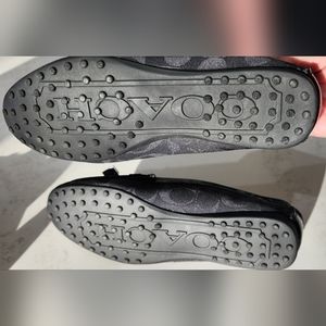 Black Coach flats US 8.5